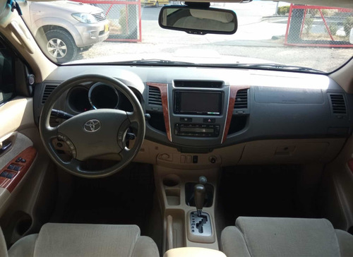 Toyota Fortuner Srv Diesel Aut 4x4 2009