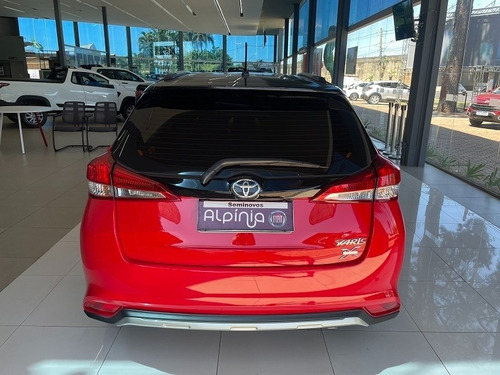 Imagem 10 de 11 de Yaris X Way 1.5 Automatico