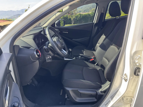 Mazda 2 Sedan 1.5 Grand Touring At