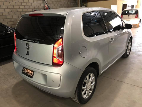 Volkswagen High Up - 60.000 Kms - Año 2015