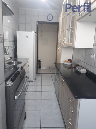 Imagem 3 de 11 de Apartamentos - 3 Dormitórios - 2010