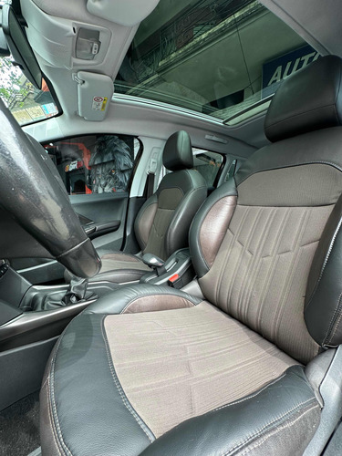 Peugeot 2008 1.6 Feline