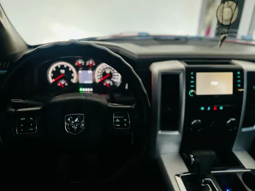 Ram Sport V8 5.7 Hemi Crew Cab 2012
