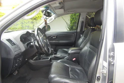 Toyota Fortuner 3.0 Sr5