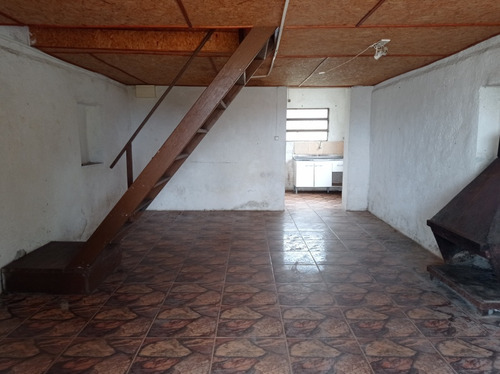 Vendo Casa En La Ciudad De Castillos, 2 Cuartos