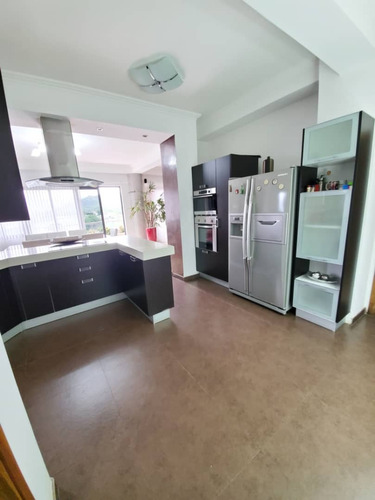 Yosmar & Fernando Alquilan Bello Apartamento En Guataparo, Urb Terrazas Del Country Res La Riviere.. Solo Clientes
