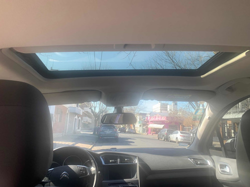 Imagen 7 de 14 de Citroën C4 Lounge 2016 1.6 Hdi 115 Feel Pack
