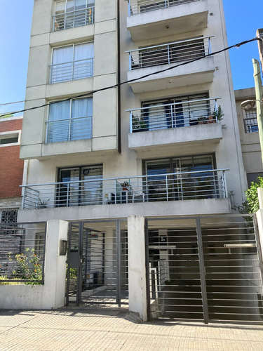 Amplio Monoambiente, Gran Ventanal, Buen Baño, Lindo Balcon A Mts. De Rambla Buceo