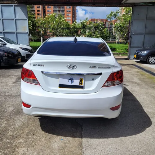 Hyundai Accent 1.4l 4 p