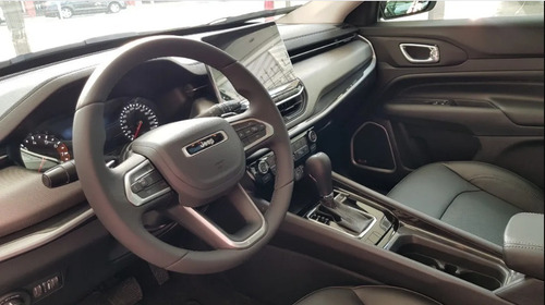 Imagen 6 de 16 de Jeep Compass Longitude Plus At6 1.3t 4x2