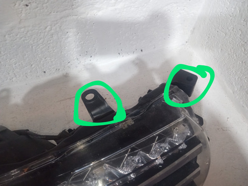 Farol Do Corolla Altis 2015/17 L. Esquerdo C Recuperação N2 (Usado)