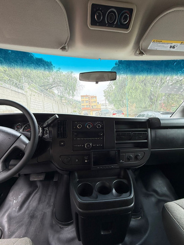 Chevrolet Express 6.0ls C 15 Pas At