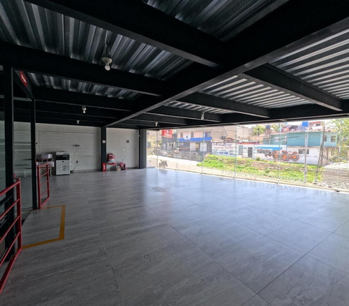 Local Comercial Lago De Guadalupe
