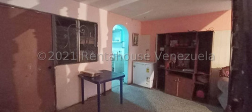 Imagen 22 de 30 de Casas En Venta Zona Centro Barquisimeto 22-9110 /m