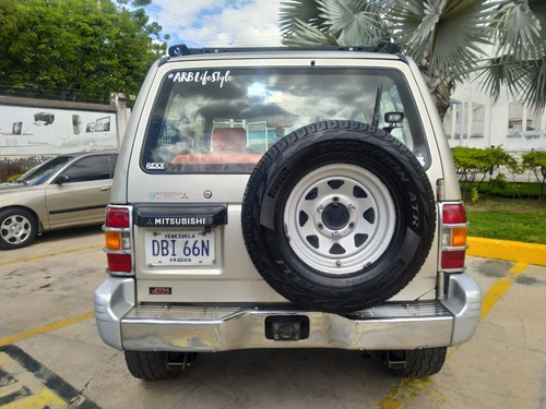 Imagen 4 de 17 de Mitsubishi Montero