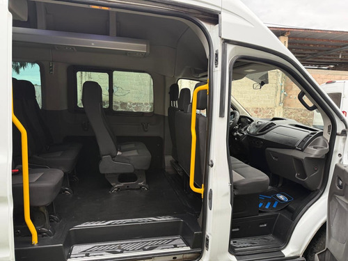 Ford Transit 3.8 Gasolina Bus 15 Pasajeros At