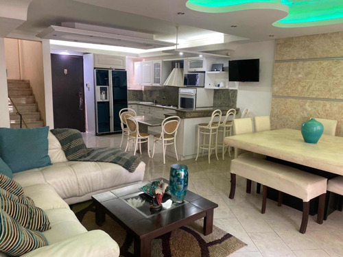 Imagen 2 de 11 de Casa Villa En Venta En Lechería C R Villa Martinique
