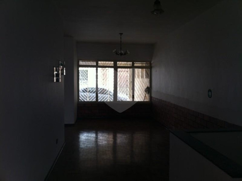 Imagem 20 de 25 de Construção Sólida E Muito Bem Conservada - Bairro Nobre -amplos Espaços - Reo47035