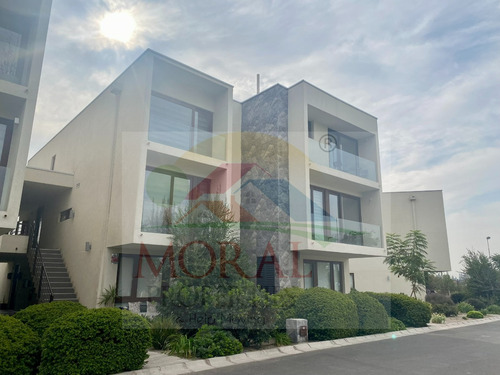 Depto Dúplex Arriendo Chicureo 3 Hab 2 Bañ Terraza Parrilla