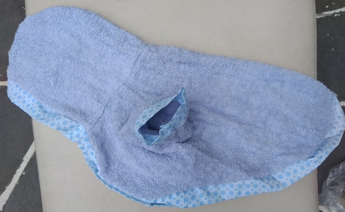 Imagen 2 de 9 de Bata De Baño Con Gorro Para Perro T3 Varios Colores Dogmania