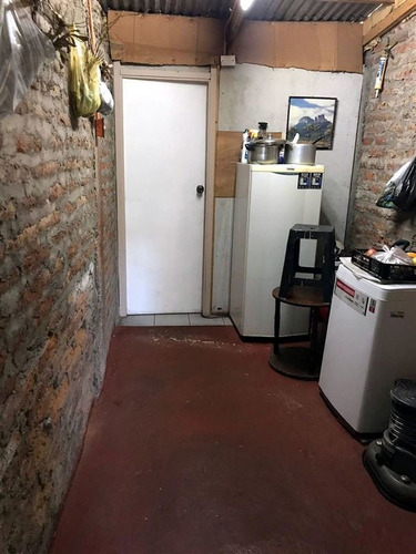 Imagen 3 de 15 de Casa En Venta De 2 Dormitorios 1 Baño En Pudahuel