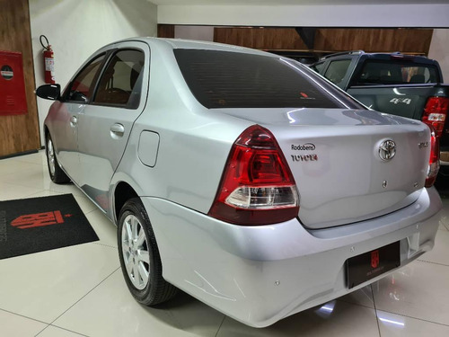 Imagem 8 de 15 de Toyota Etios Sedan Xplus