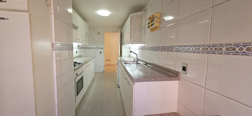 Nueva Las Condes En Entorno Natural, Lindo Departamento