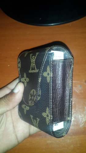 Imagen 5 de 7 de Cigarrera Con Diseño De Louis Vuitton Usada