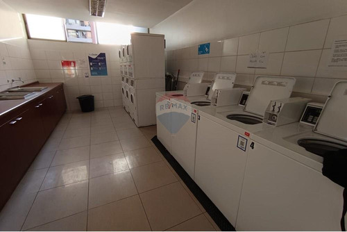 Venta Dpto. Acogedor, En San Isidro.
