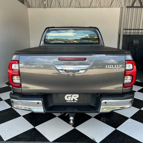 Toyota Hilux 2.8 SRX PLUS 4x4 CD TDI DIESEL AUTOMÁTICO
