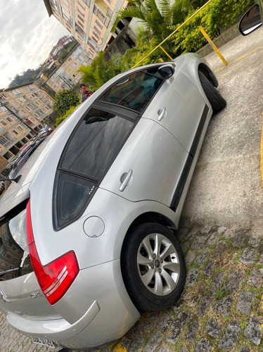 Imagem 4 de 11 de Citroën C4 2011 1.6 Glx Flex 5p