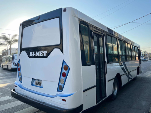 Imagen 5 de 15 de Mercedes Benz Of 1418