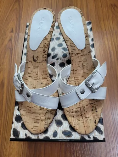 Sandalias sarkany online usadas