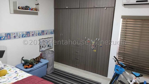 Imagen 10 de 14 de Leida Falcon Rentahouse Vende Apartamento En El Rincon Naguanagua 22-2817 Lf
