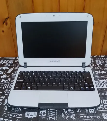 Netbook G4 / 2gb De Ram / Wifi / Camara / Office / Windows 7 (Usado)