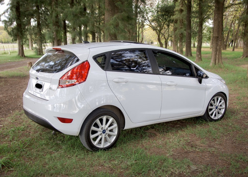 Ford Fiesta Kinetic Design 1.6 Design 120cv Titanium