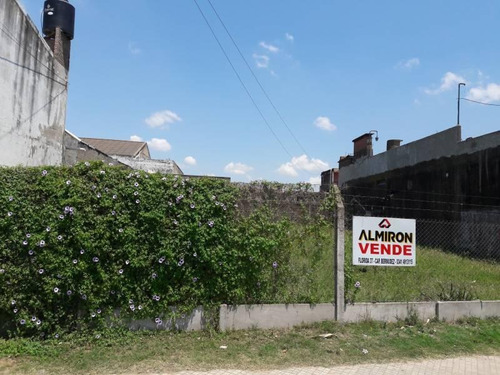 Imagen 1 de 3 de Excelente Lote Comercial Sobre Av San Lorenzo - Capitan Bermudez