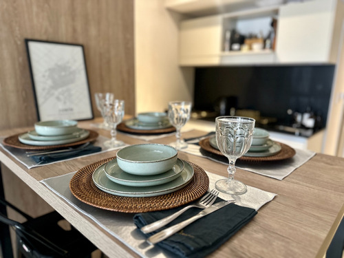 Departamento Amoblado En Liberateur