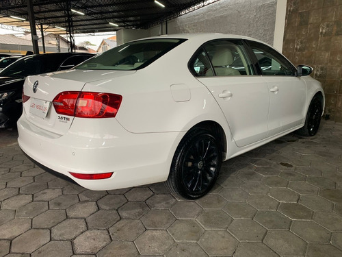 Imagem 4 de 15 de Vw Jetta 2.0 Tsi - 2013 - Automático