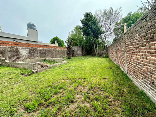 Venta Casa A Reciclar 3 Amb C/jardin En Padua Sur