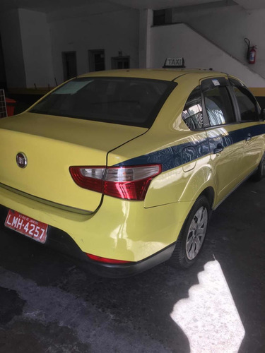 Taxi Fiat Siena 2015 1.4 El Flex 4p