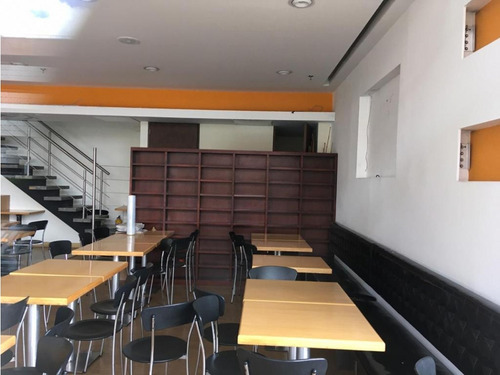 Vendo Local Rentando Vitrina Comercial Terraza Sta Barbara Or. -11-