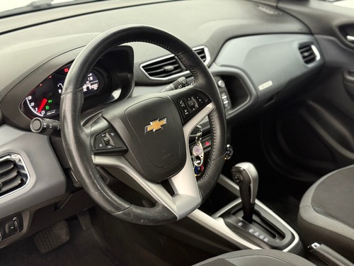 Chevrolet Onix 1.4 Activ Aut. 5p