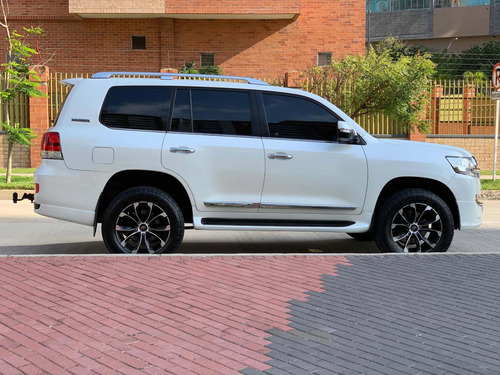 Toyota Land Cruiser 2016 4.5 Imperial Fl Lc200 Diésel