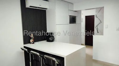 Mls #25-19695 Remodelado