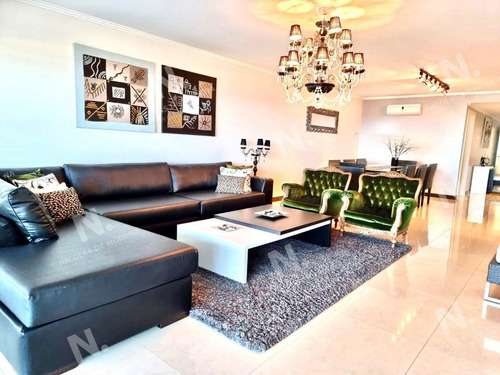 Imagen 2 de 22 de Apartamento En Torre Lobos Frente A Playa Brava, 3 Suites Y Servicio - Punta Del Este Brava