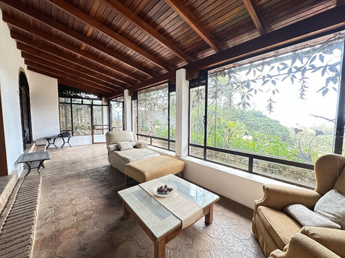 Excelente Casa En Venta En La Lagunita