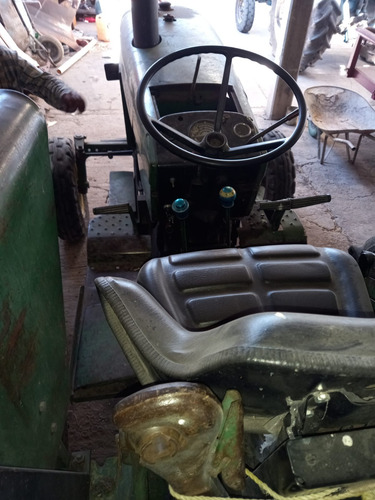 Tractor Usado John Deere 2735