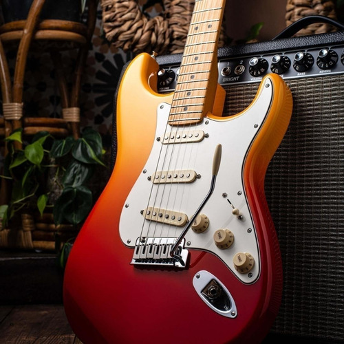 Imagen 9 de 10 de Guitarra Eléctrica Fender Player Plus Stratocaster Mn Tqs