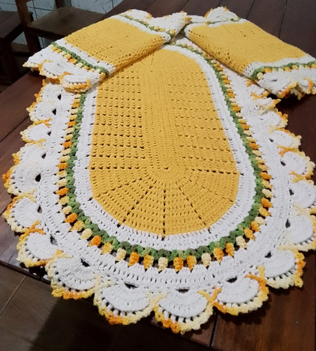 Tapete Em Crochê Oval Com Tulipas 85 Cm 50 Cm Xadrez Amarelo